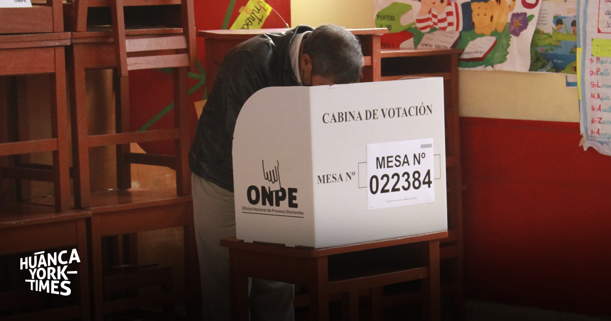 Ciudadanos de todo el Perú podrán ejercer el derecho al voto con el DNI vencido, según resolución oficial del Reniec.